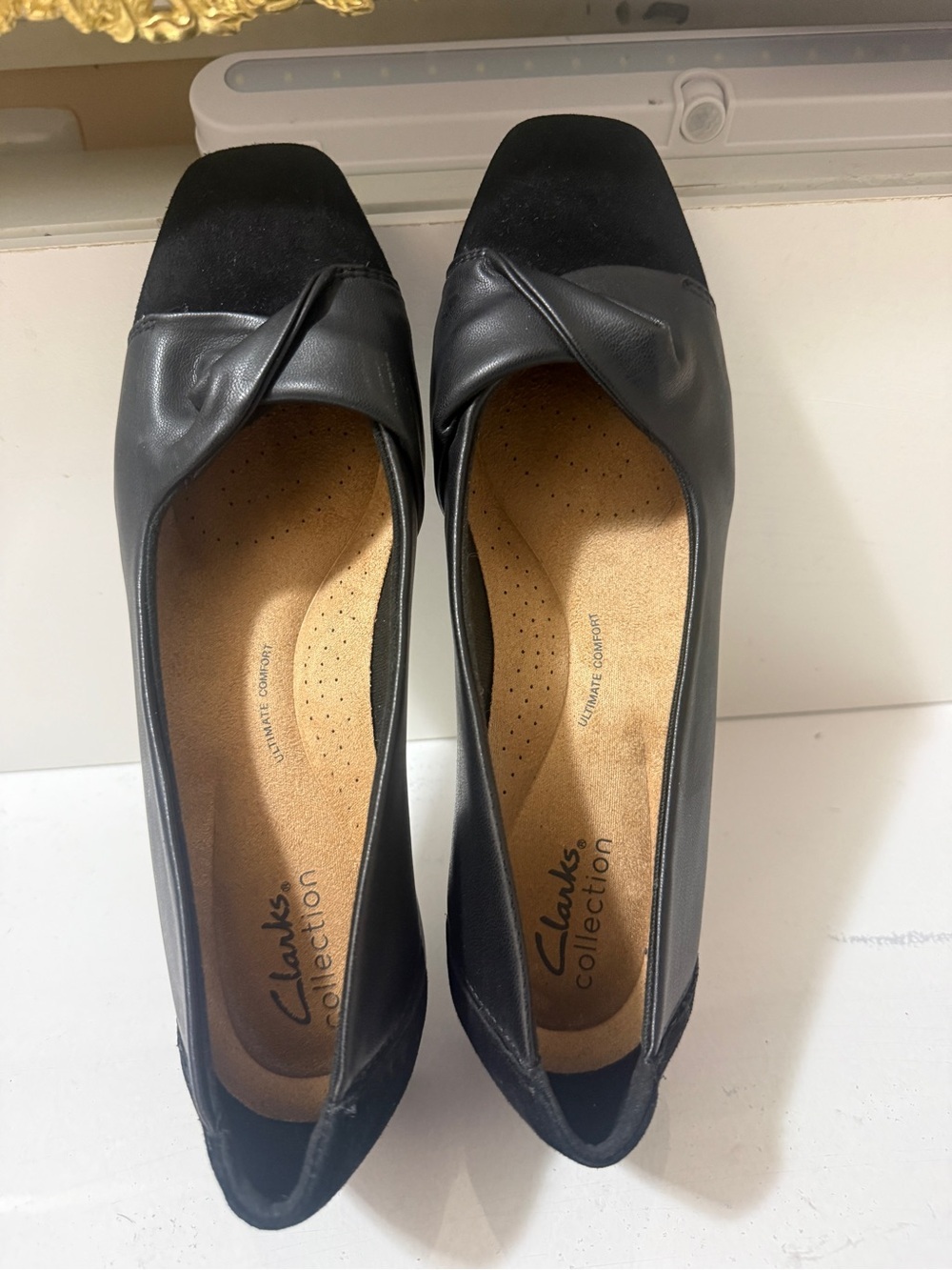 Clark Black Women's Low Heel Slip-On Flats. Leather and suede shoes. Brand new.